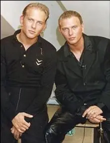 Bros - bros_luke_goss_84207a[1].jpg